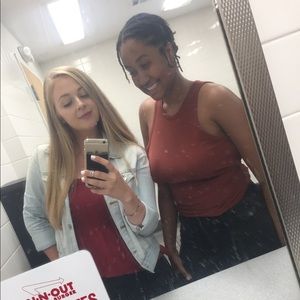 Meet your Posher, Allison